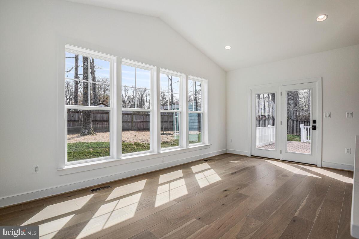 KEENE MILL MANOR - Residential