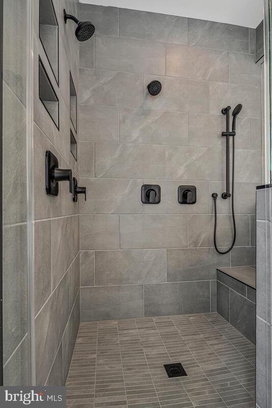 KEENE MILL MANOR - Residential