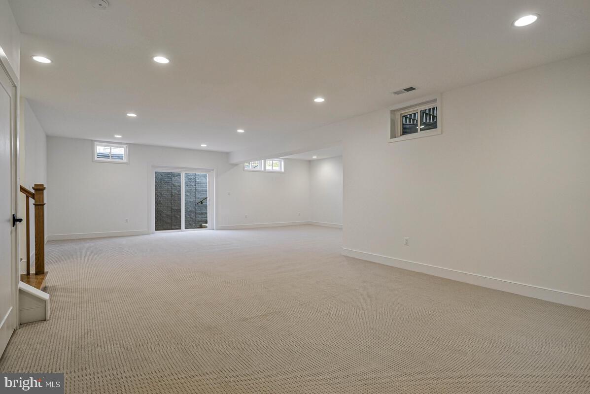 KEENE MILL MANOR - Residential