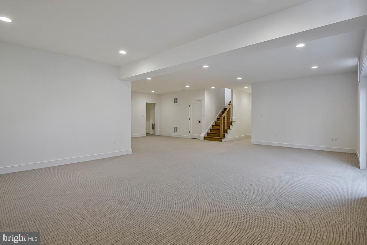 KEENE MILL MANOR - Residential