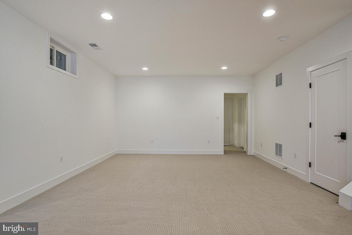 KEENE MILL MANOR - Residential