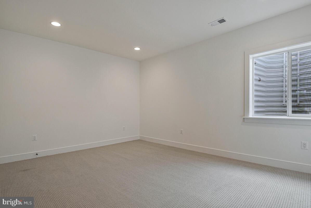 KEENE MILL MANOR - Residential