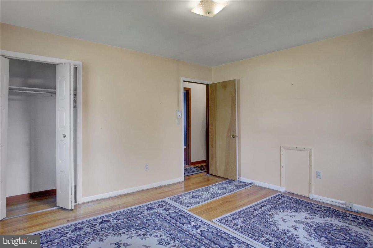 SILVER SPRING - Residential