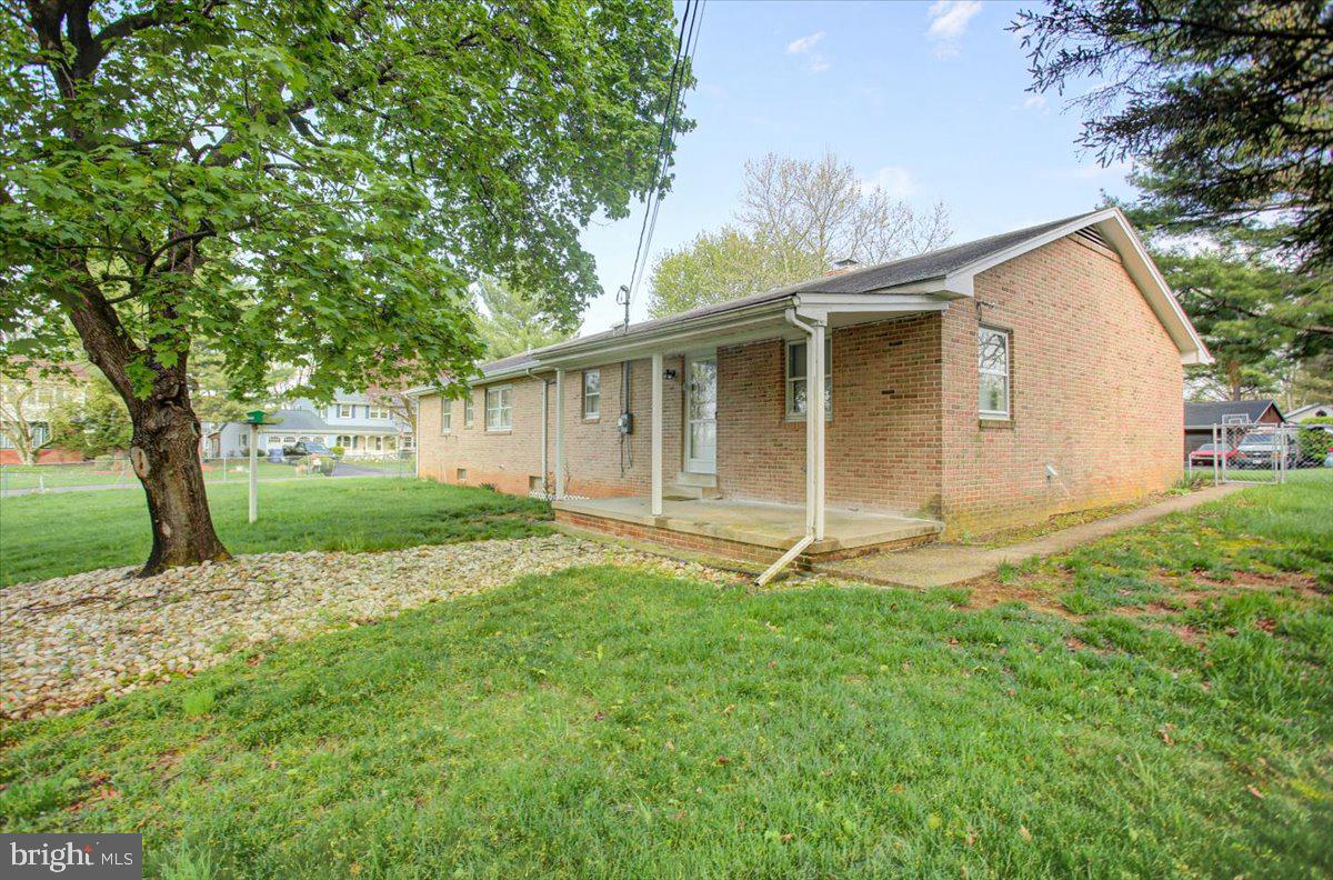 SILVER SPRING - Residential