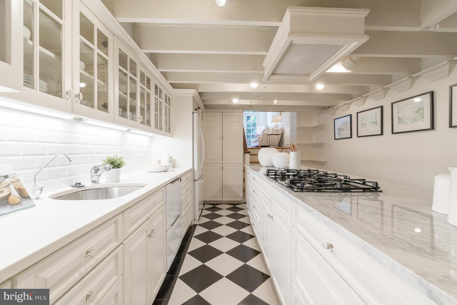 OLD TOWN - Residential