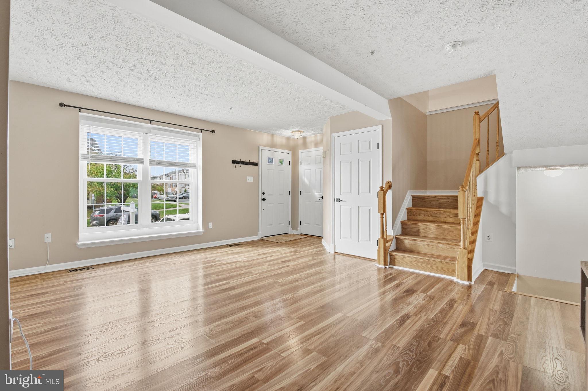 IRWINS CHOICE - Residential Lease