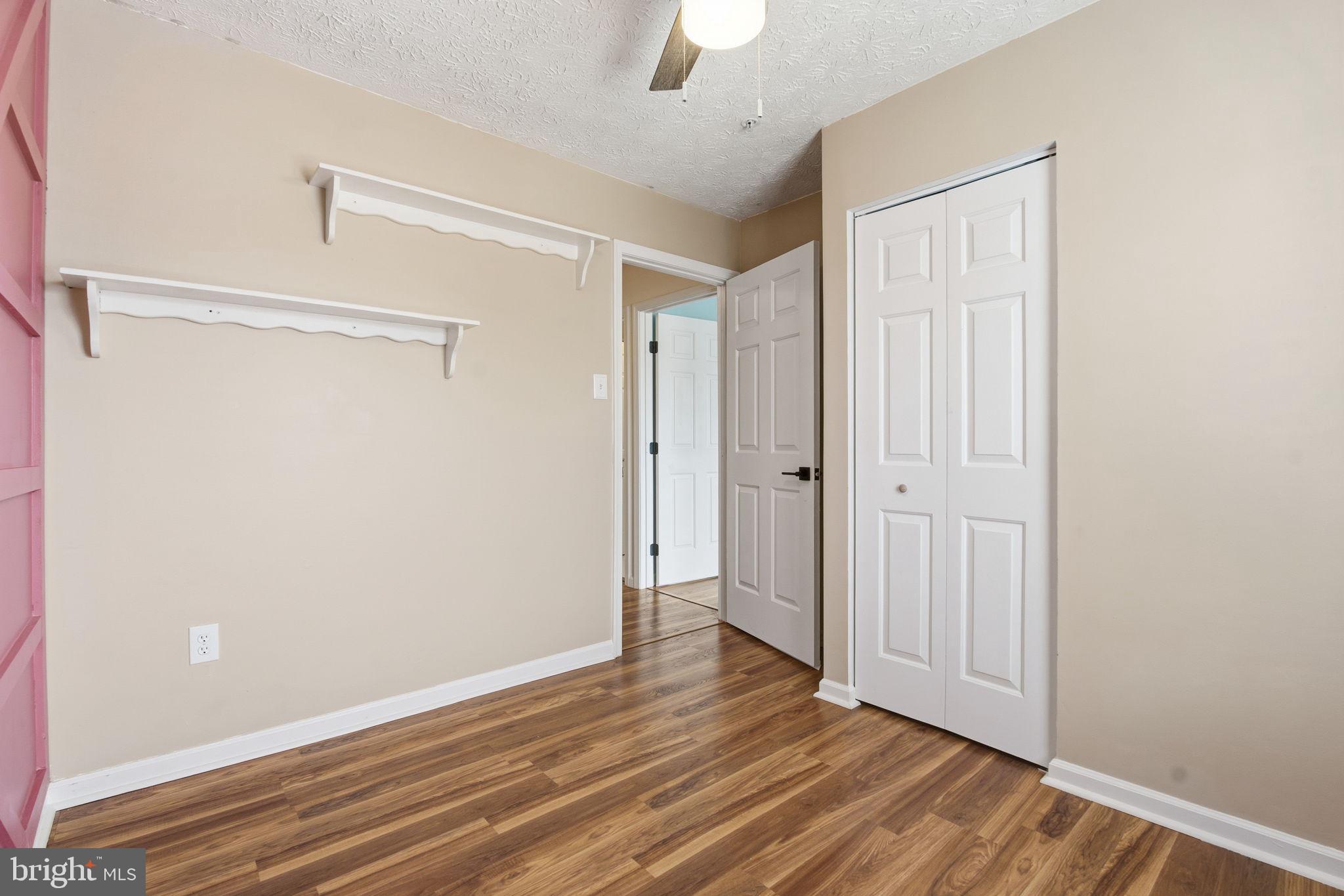 IRWINS CHOICE - Residential Lease