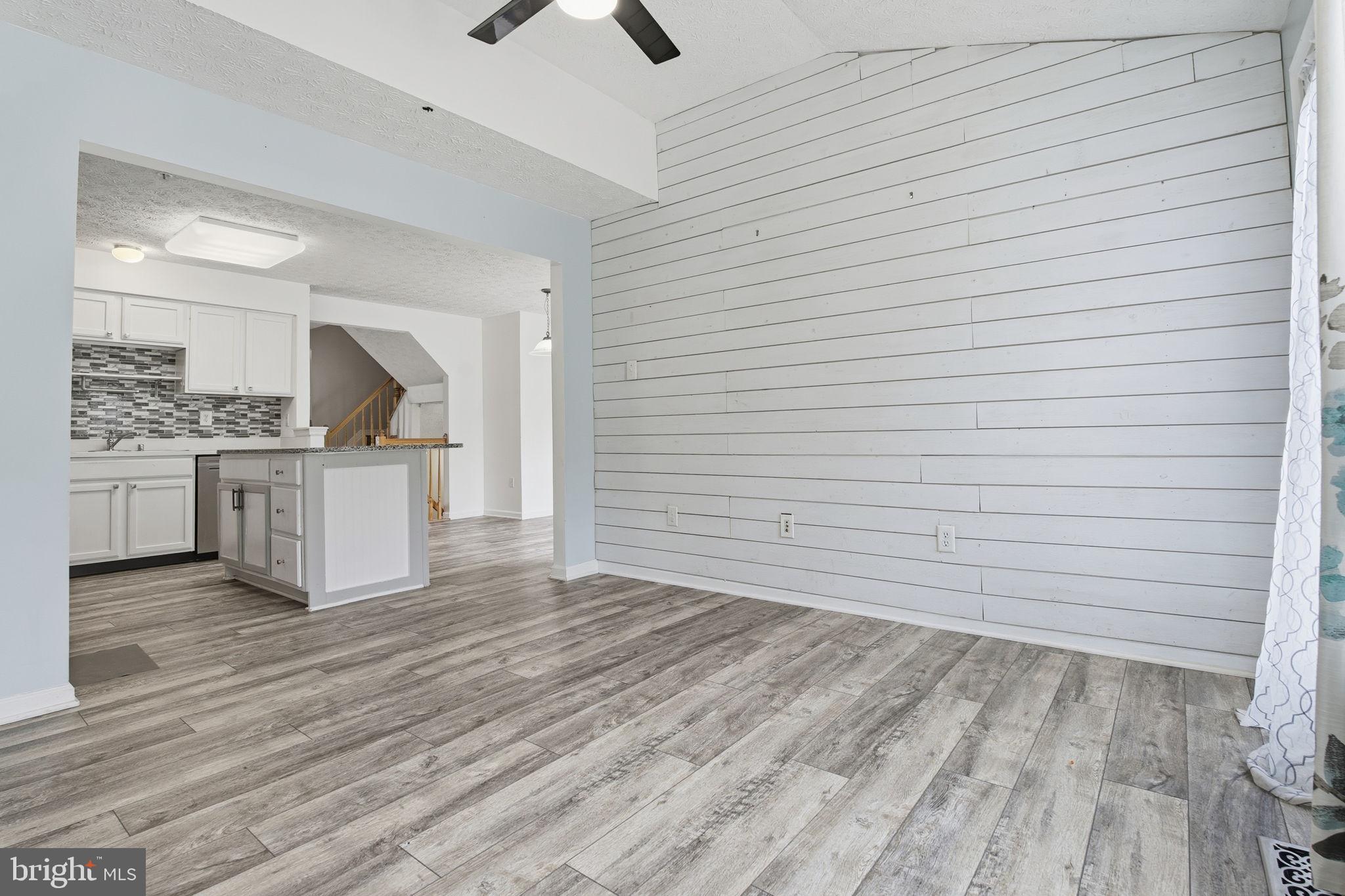 IRWINS CHOICE - Residential Lease