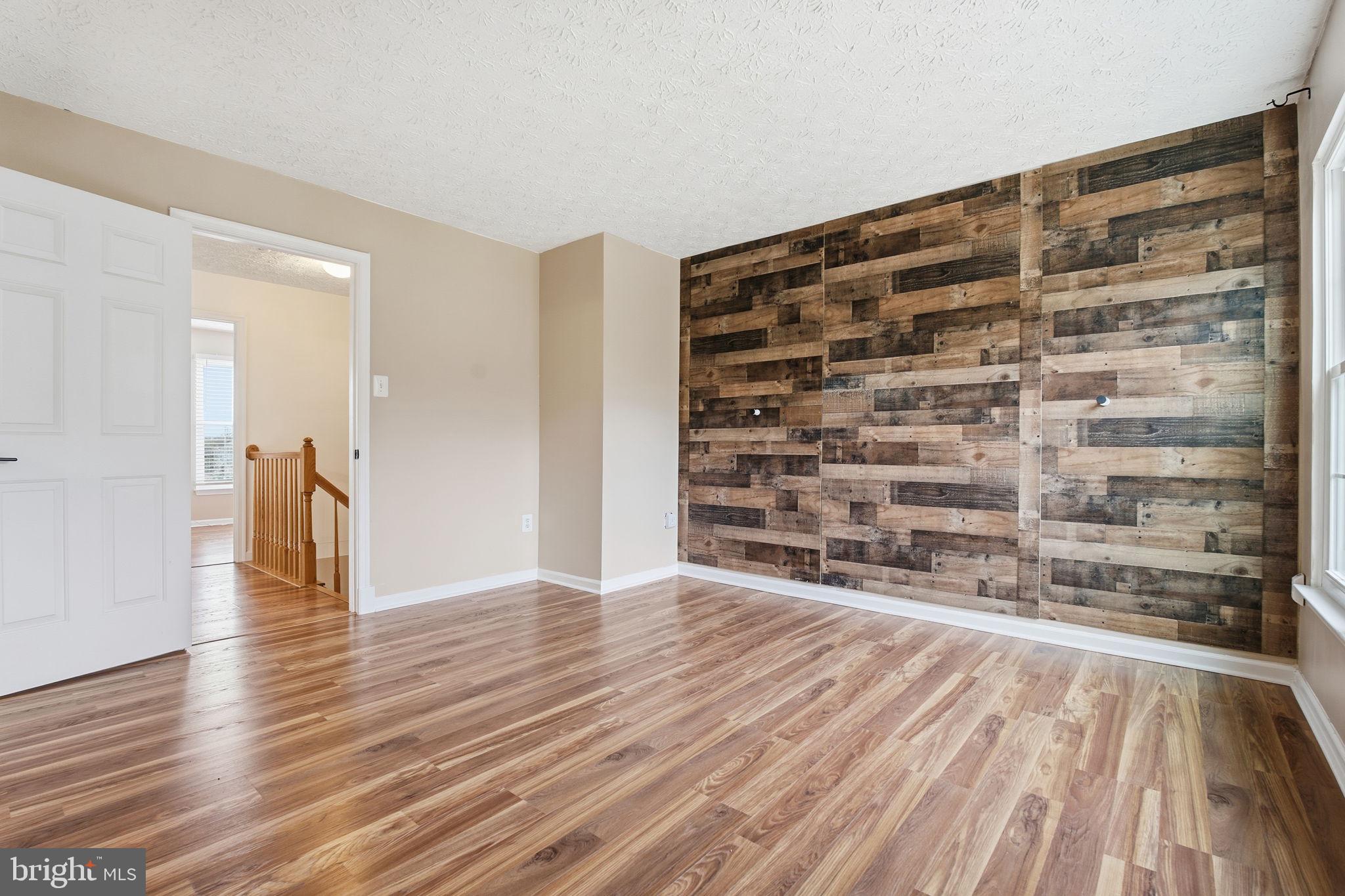 IRWINS CHOICE - Residential Lease