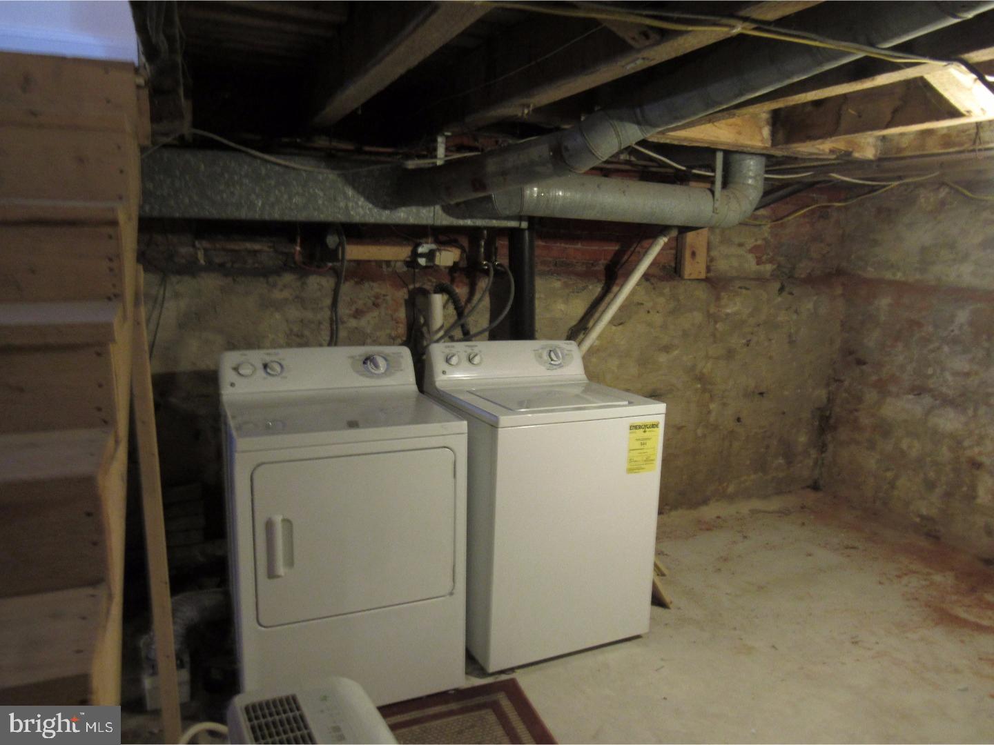 GRADUATE HOSPITAL - Residential Lease