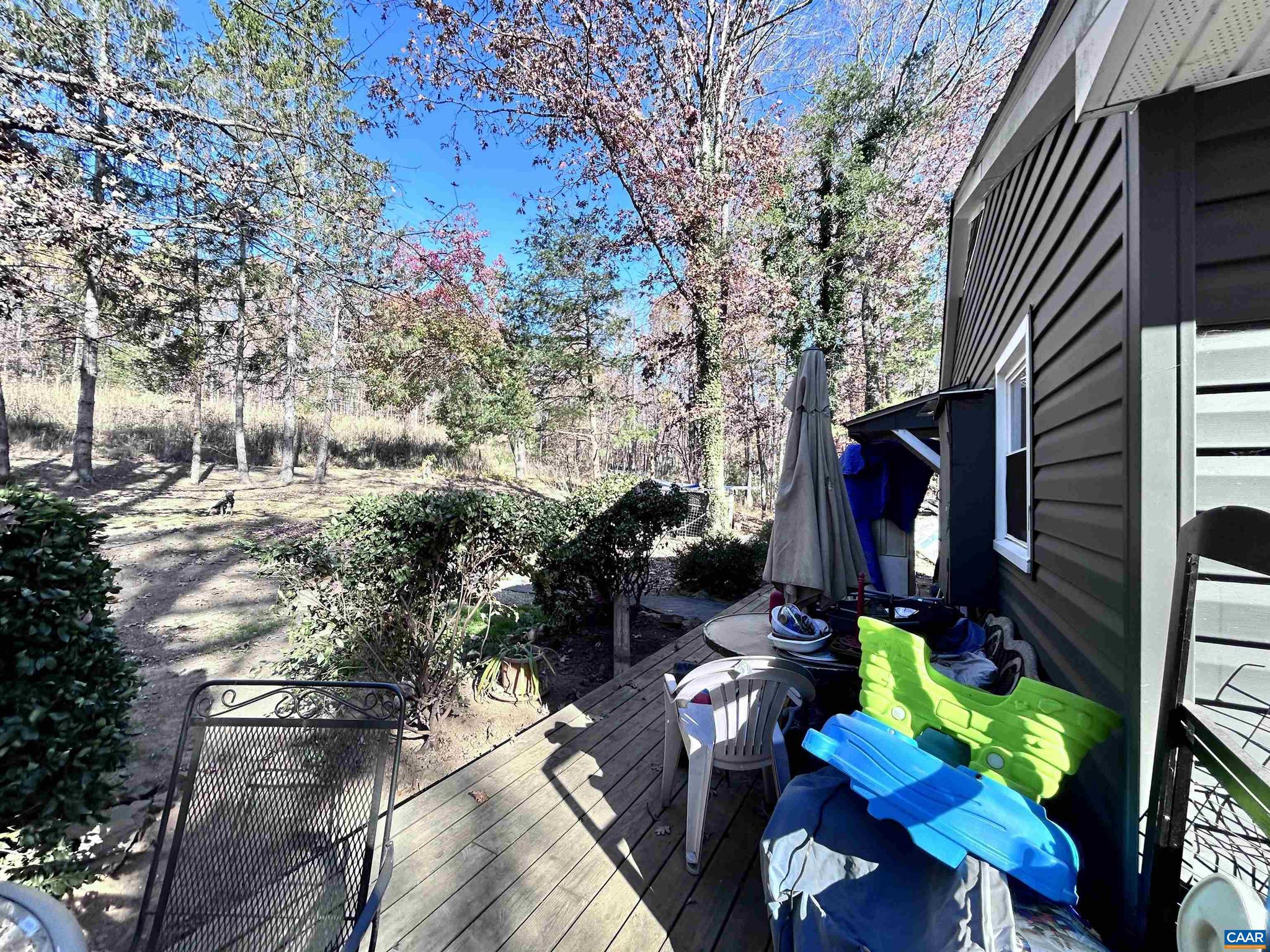 DUDLEY MOUNTAIN - Residential