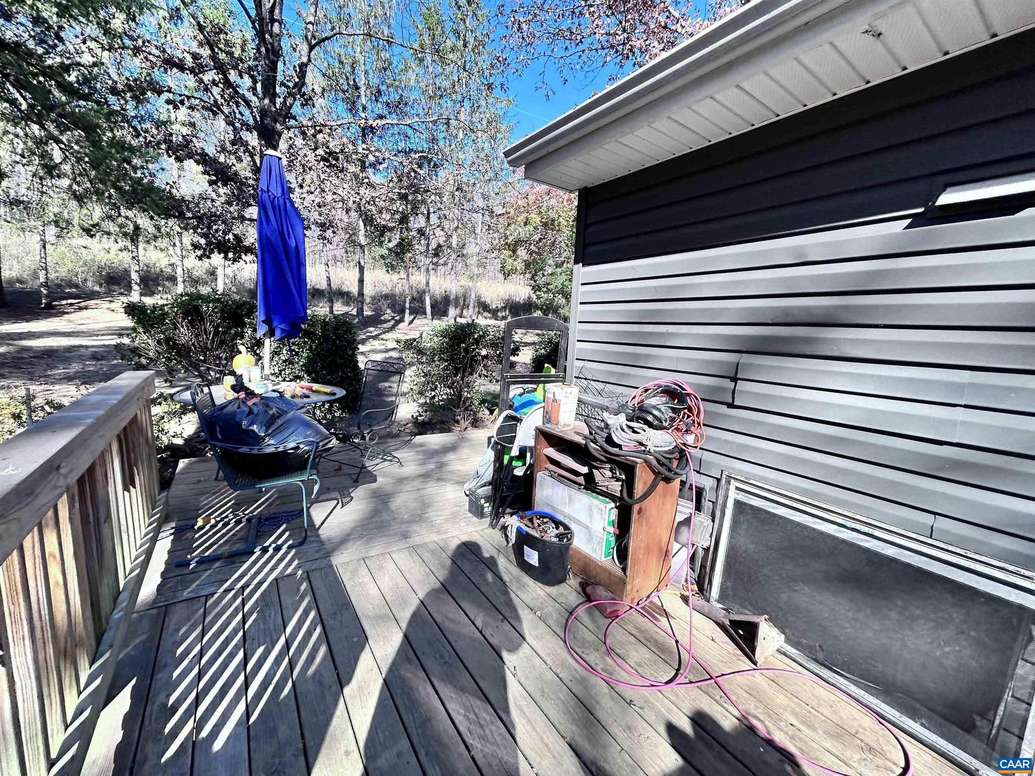 DUDLEY MOUNTAIN - Residential