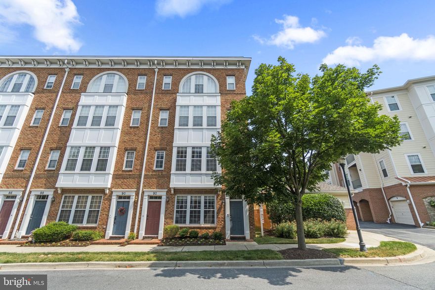 **Offers, if any, should be submitted Monday, June 26th by 6pm.** Welcome to the sought-after Kentlands community! This end unit condo/townhome is the epitome of luxury and comfort. Boasting 3 bedrooms and 2.5 bathrooms, this home is flooded with natural light, creating a warm and inviting atmosphere. The upgrades throughout are sure to impress, including stunning hardwood floors on two levels and an upgraded white European kitchen featuring quartz counters, a custom backsplash, and a gas oven/range. The living room and dining room are adorned with elegant crown molding and a cozy gas fireplace, perfect for gatherings and relaxation. The large Owner's Suite offers a spacious walk-in closet and an additional closet, along with a private bathroom showcasing a double vanity, a soaking tub, and a separate shower with a glass enclosure. There are two more generously sized bedrooms, both with ample closet storage, and a remodeled hall bathroom featuring a shower/tub combo with a glass enclosure. Convenience is key with a dedicated laundry room and a 1-car garage. Additionally, this home offers the perfect space for relaxation with a private balcony. 
Located in close proximity to restaurants, shops, and movies in downtown Kentlands, this home offers the perfect blend of modern living and urban convenience.