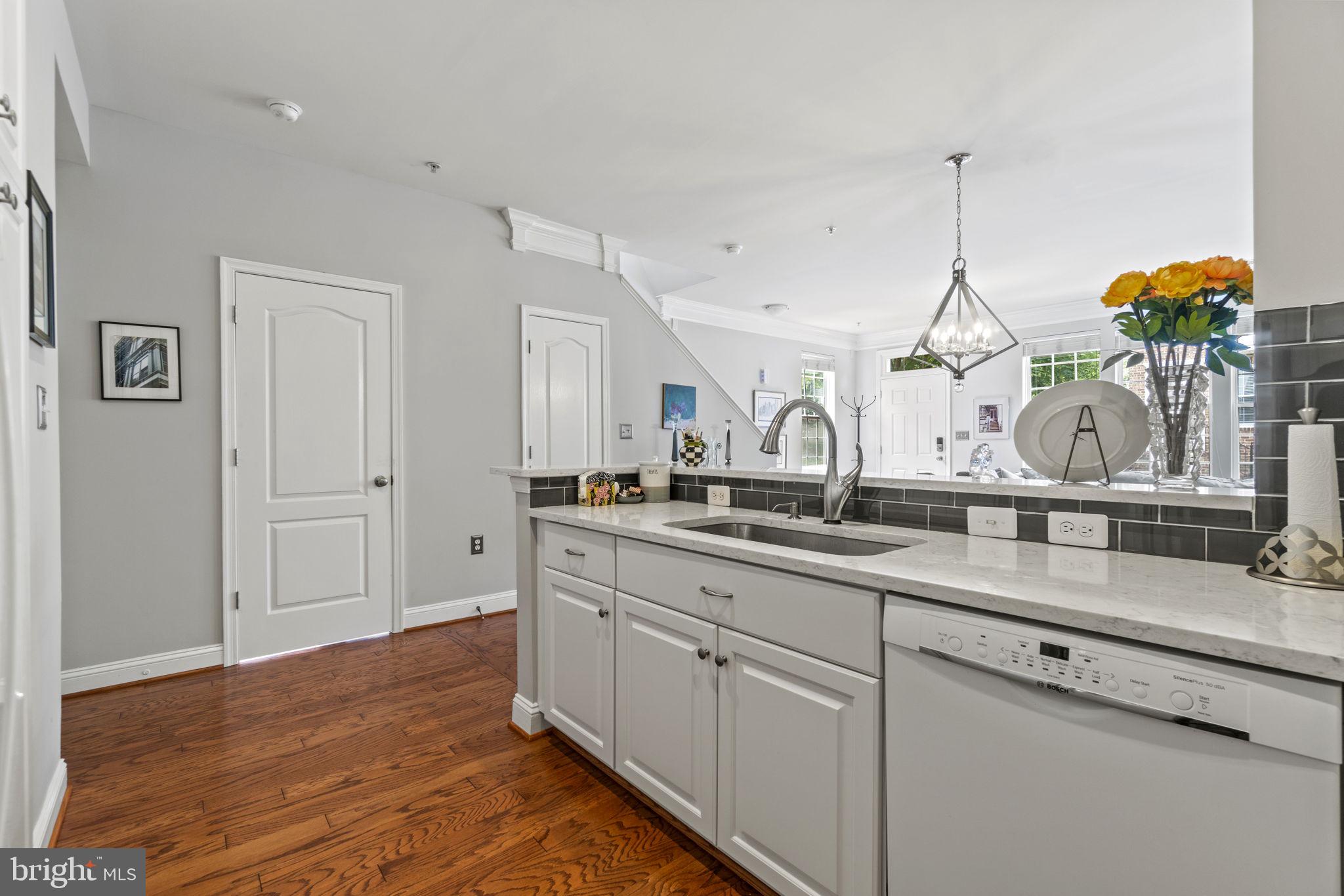 KENTLANDS - Residential