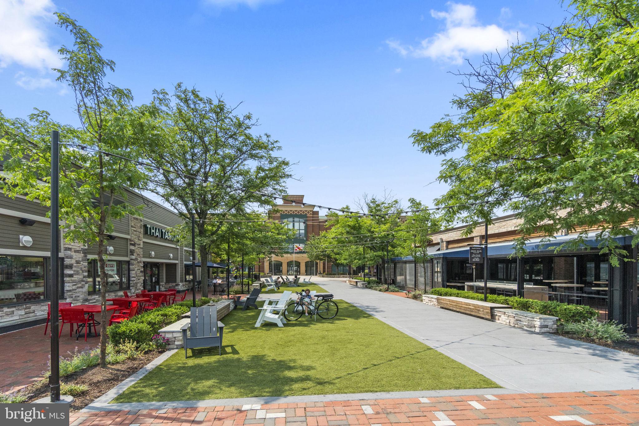 KENTLANDS - Residential