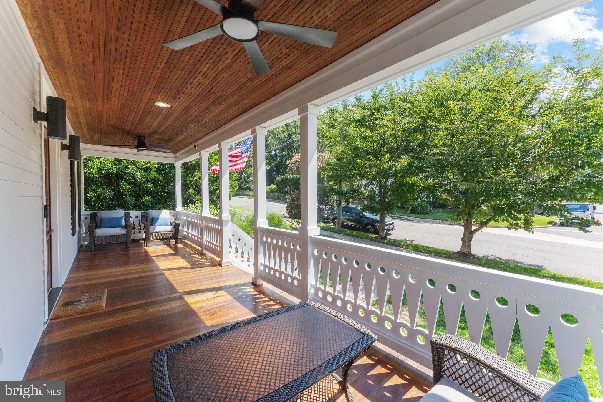 KINGCREST - Residential