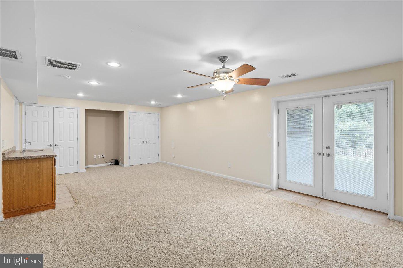 STAFFORD LAKES VILLAGE - Residential