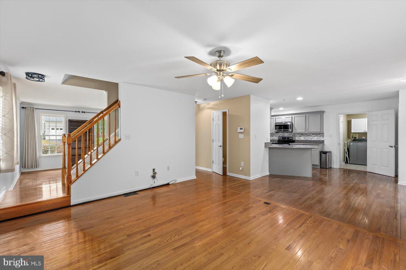 STAFFORD LAKES VILLAGE - Residential