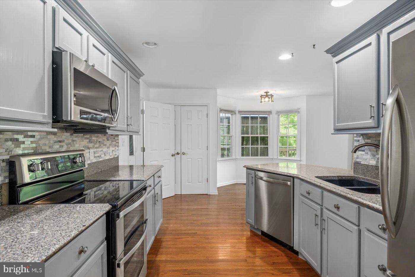 STAFFORD LAKES VILLAGE - Residential