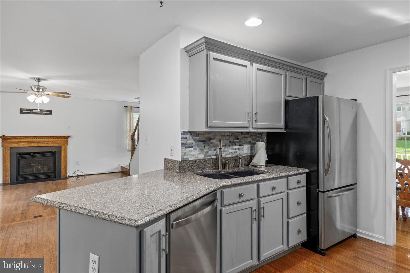 STAFFORD LAKES VILLAGE - Residential