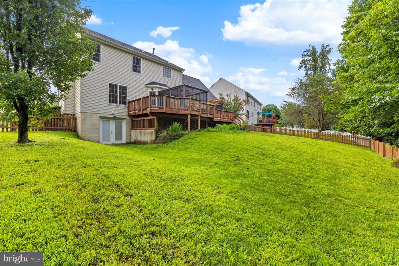 STAFFORD LAKES VILLAGE - Residential