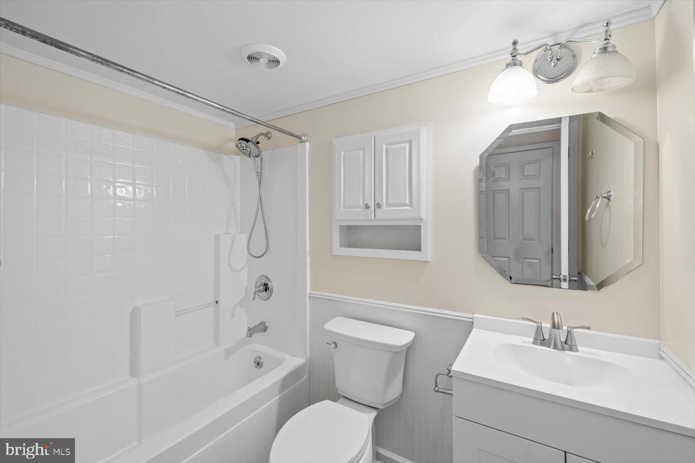 STAFFORD LAKES VILLAGE - Residential