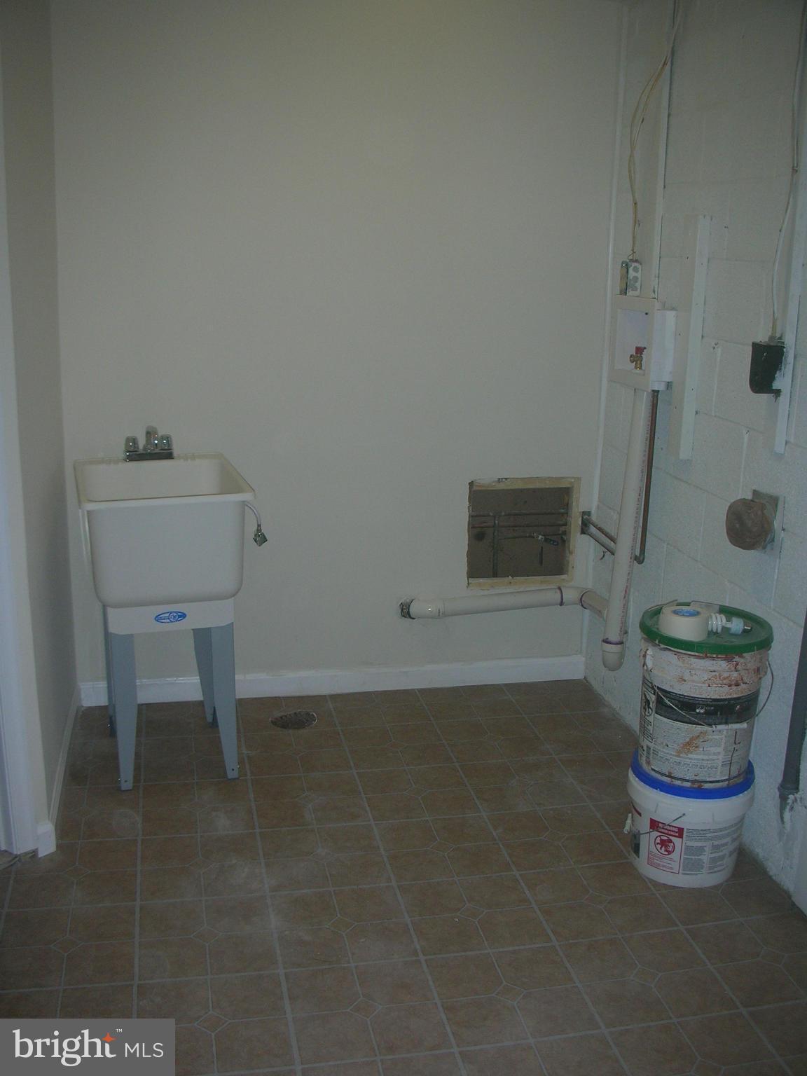 PYLES & WELCHES - Residential