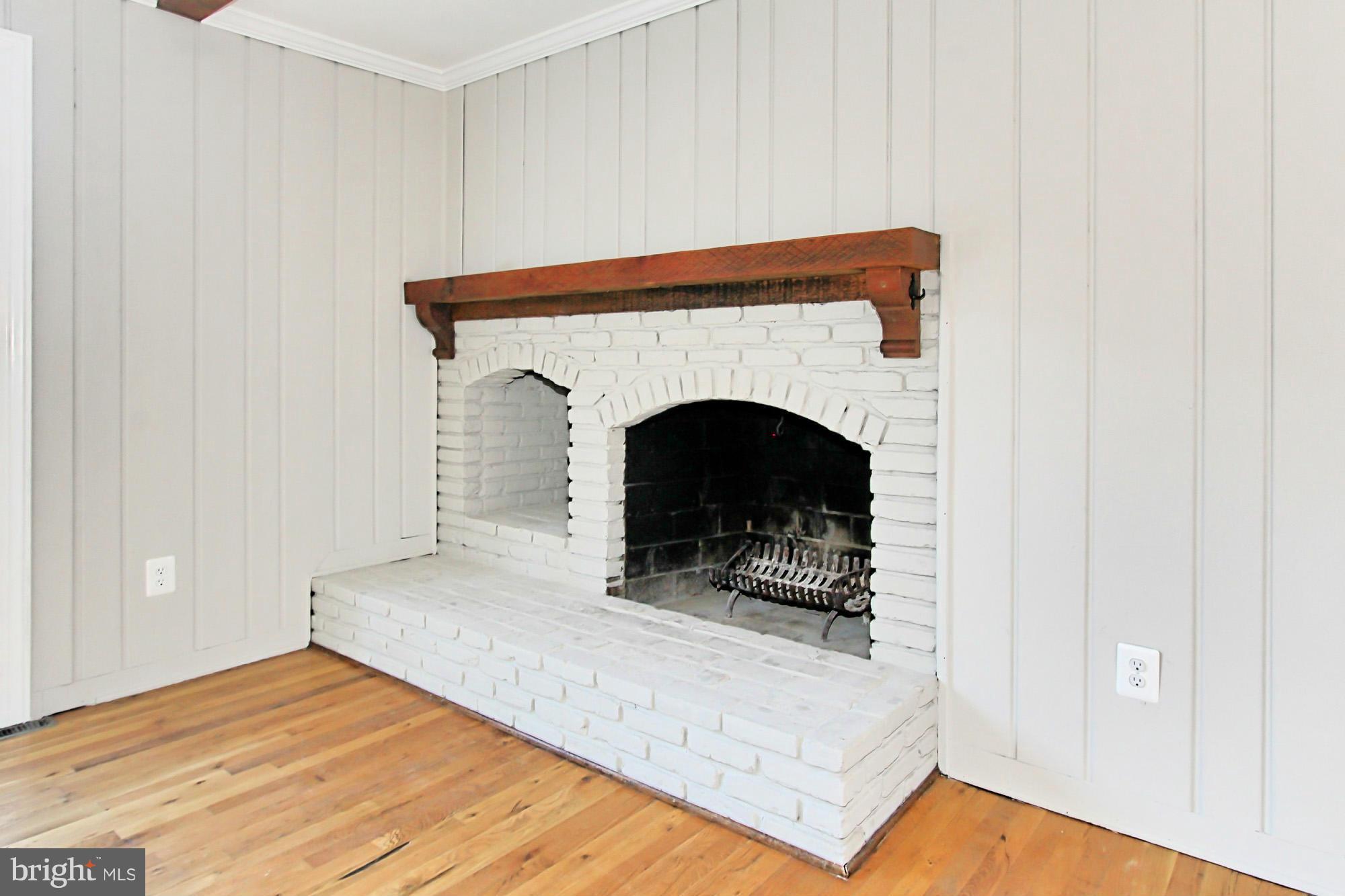 CAMELOT - Residential