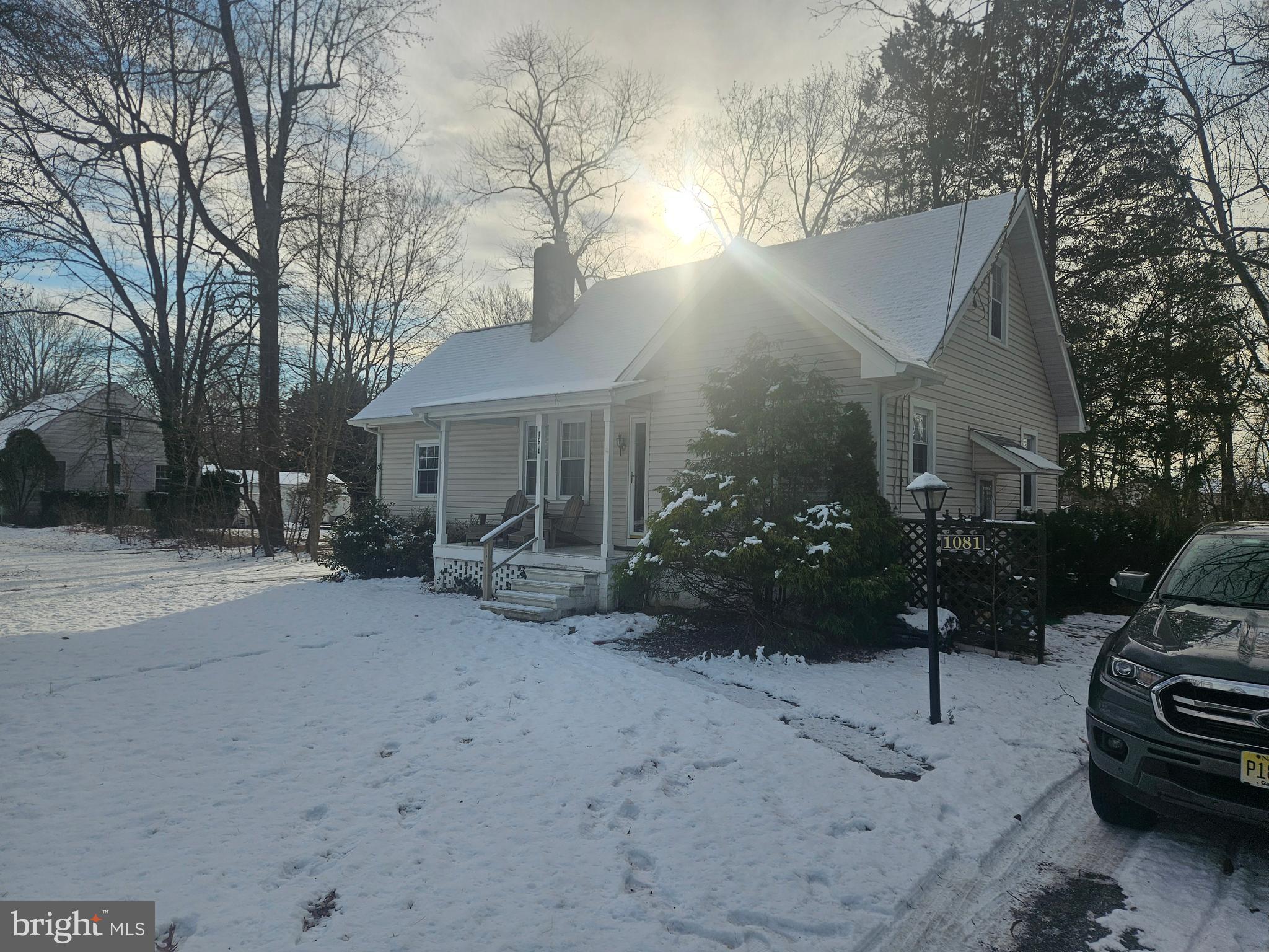 1081 E BUTLER AVENUE