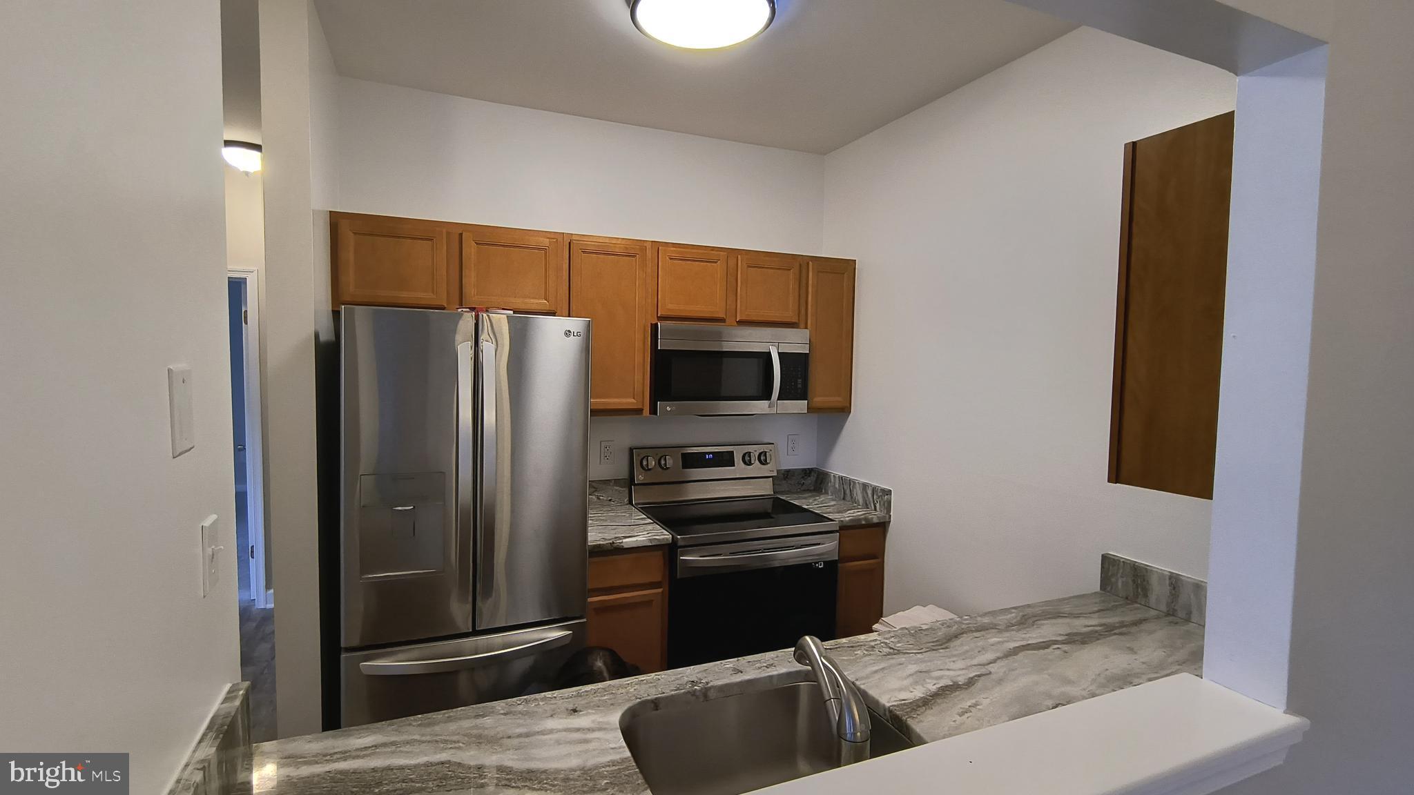 602 MOONGLOW ROAD 202