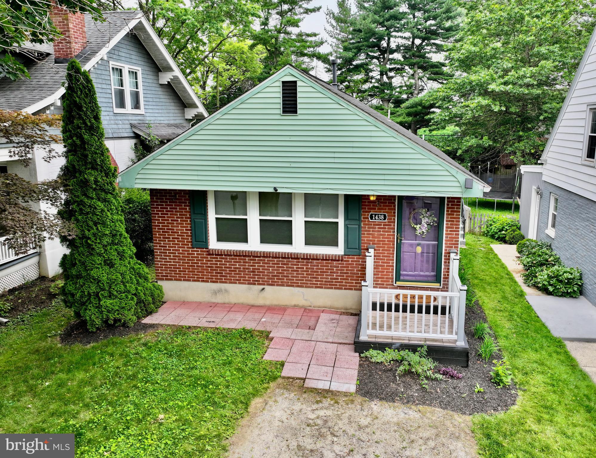 1438 GLEN MOORE CIRCLE