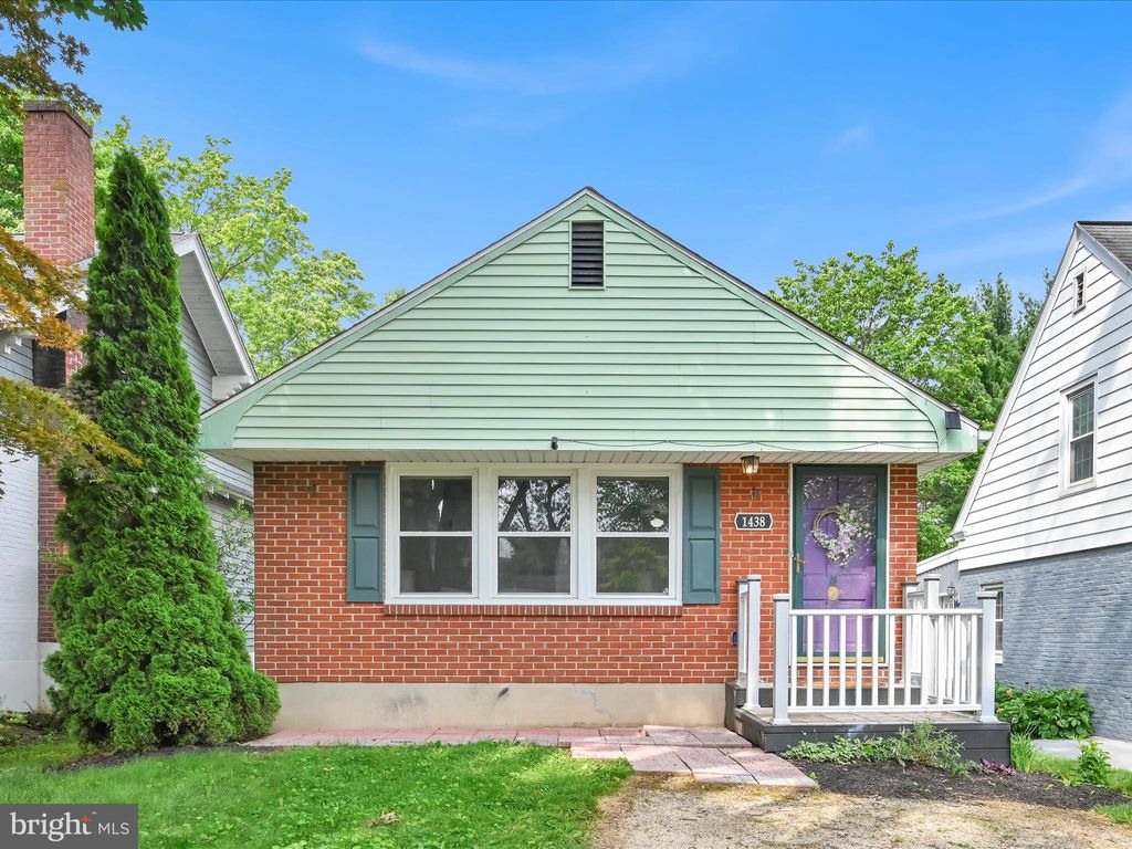 Photo of 1438 Glen Moore Circle, LANCASTER, PA 17601 (MLS # PALA2070860)