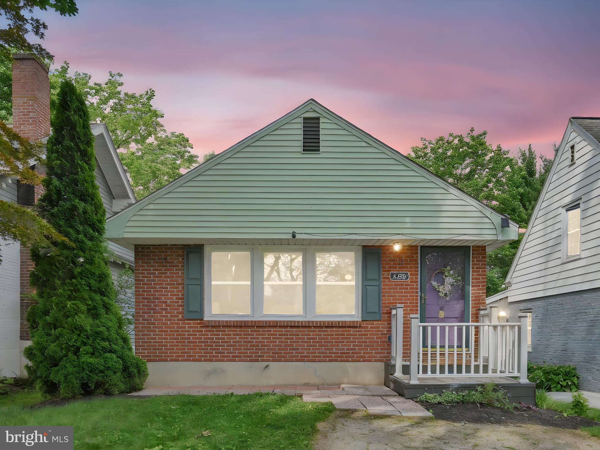 1438 GLEN MOORE CIRCLE