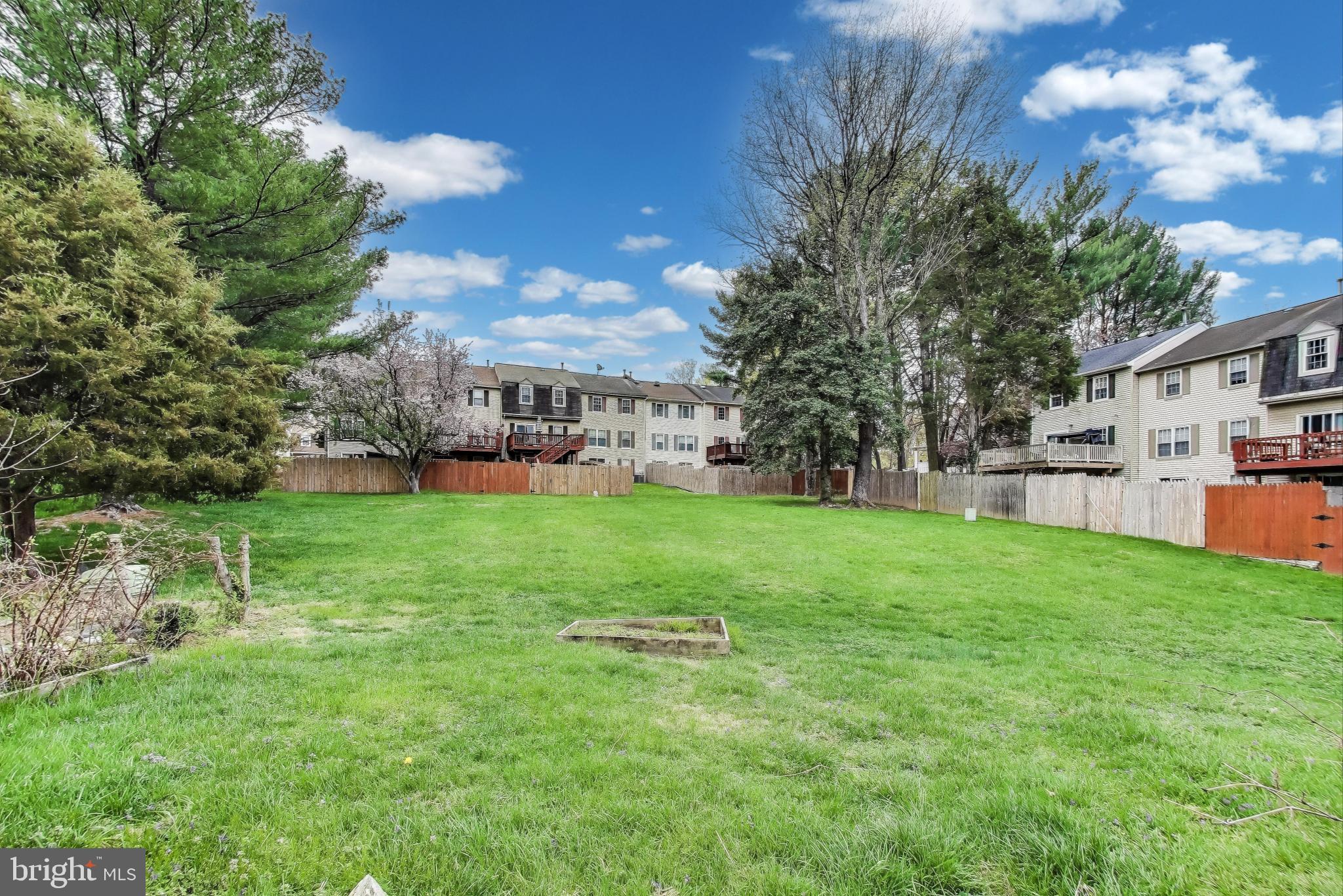 HUNGERFORD - Residential Lease