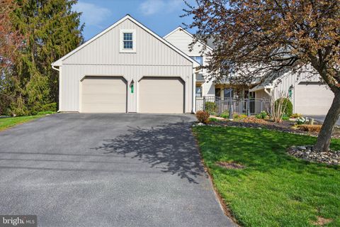 28 SHYBROOK COURT ELIZABETHTOWN PA 17022