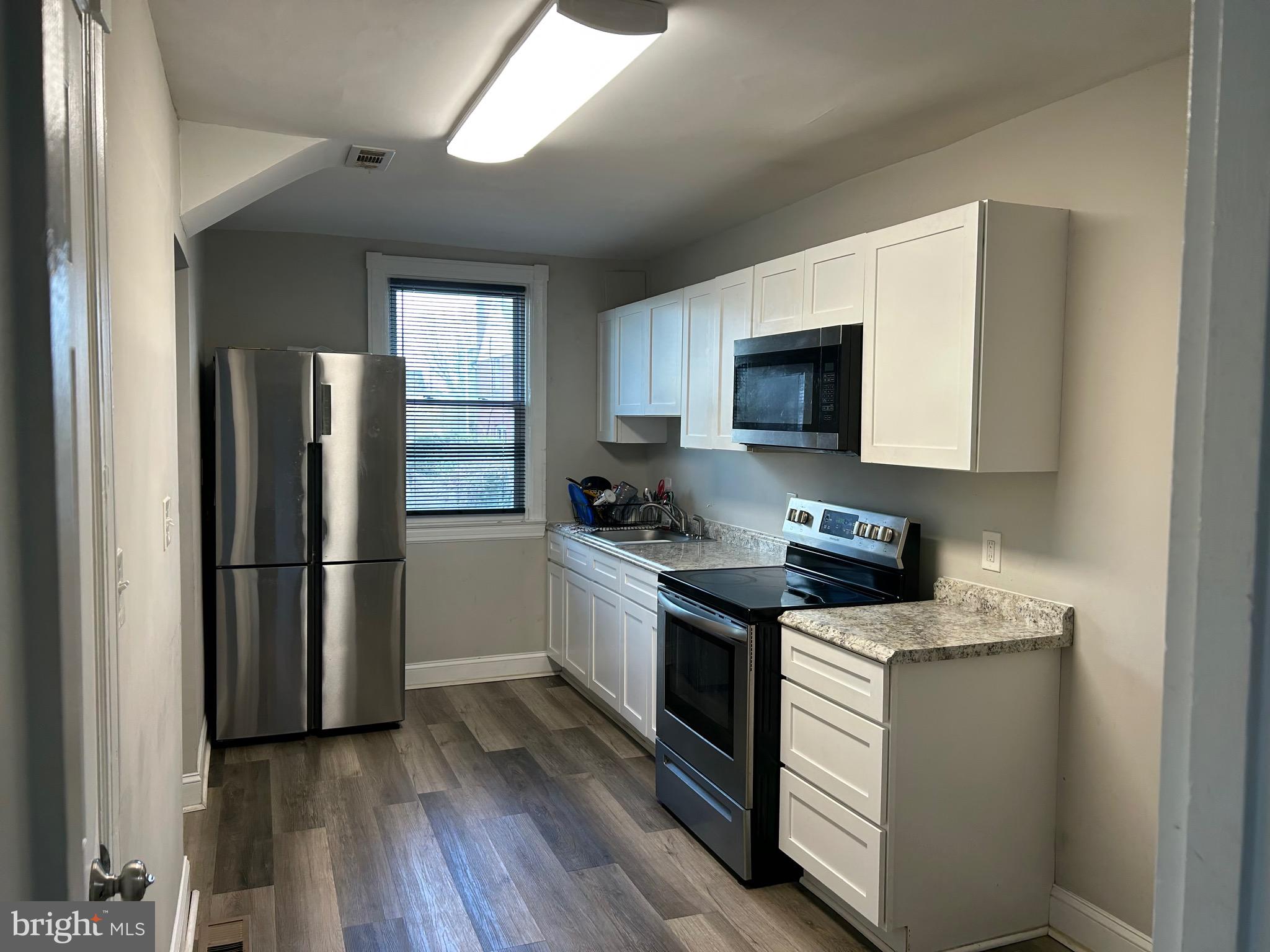 EDNOR GARDENS - LAKESIDE - Residential