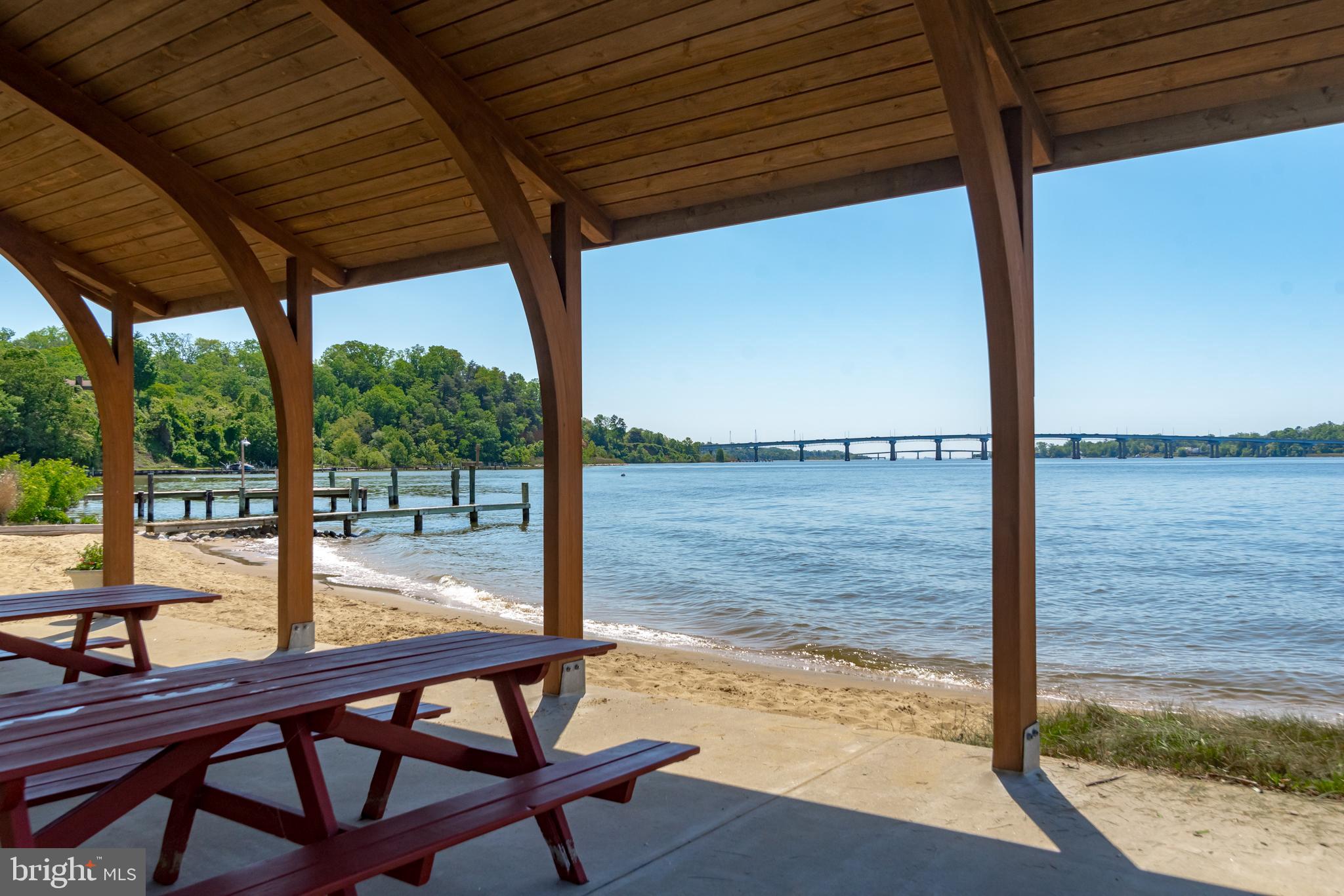 WINCHESTER ON THE SEVERN - Residential