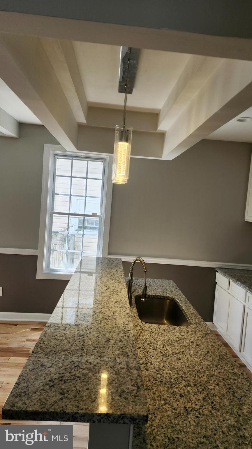 WINDSOR HILLS - Residential