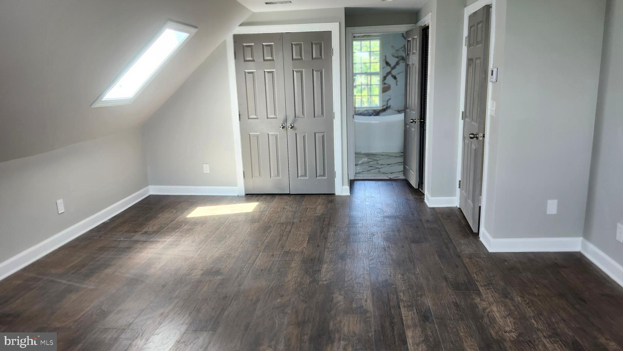 WINDSOR HILLS - Residential