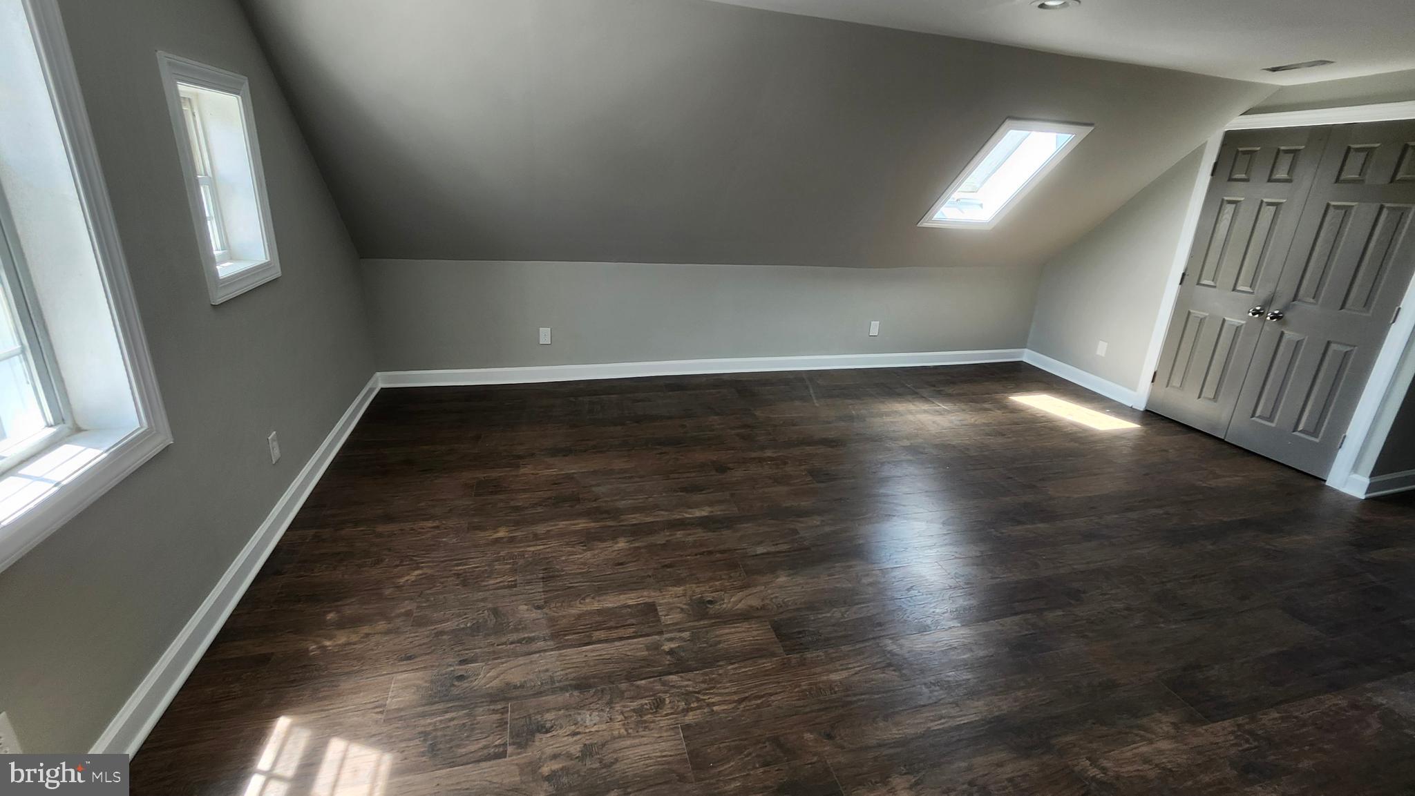 WINDSOR HILLS - Residential