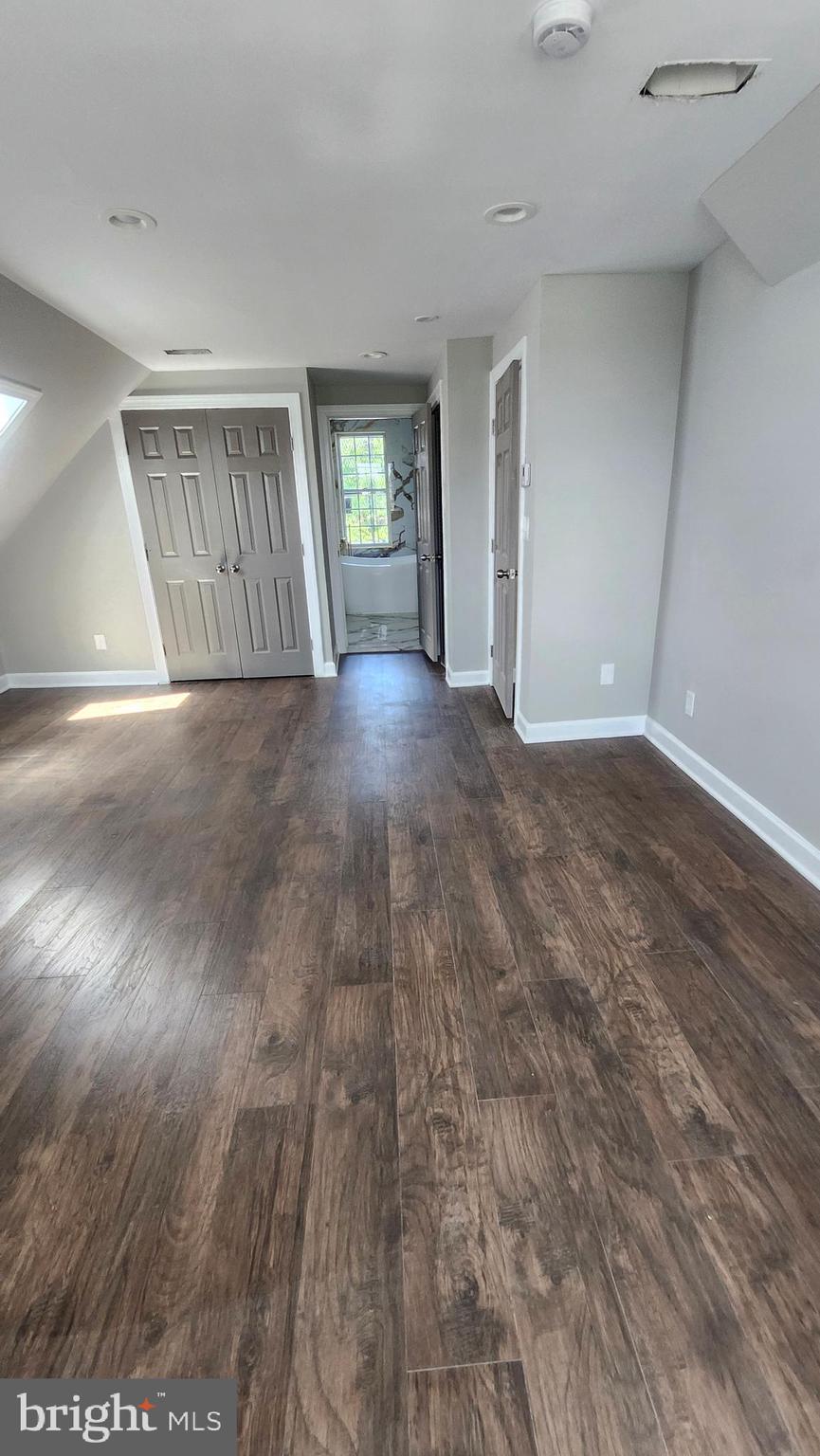 WINDSOR HILLS - Residential