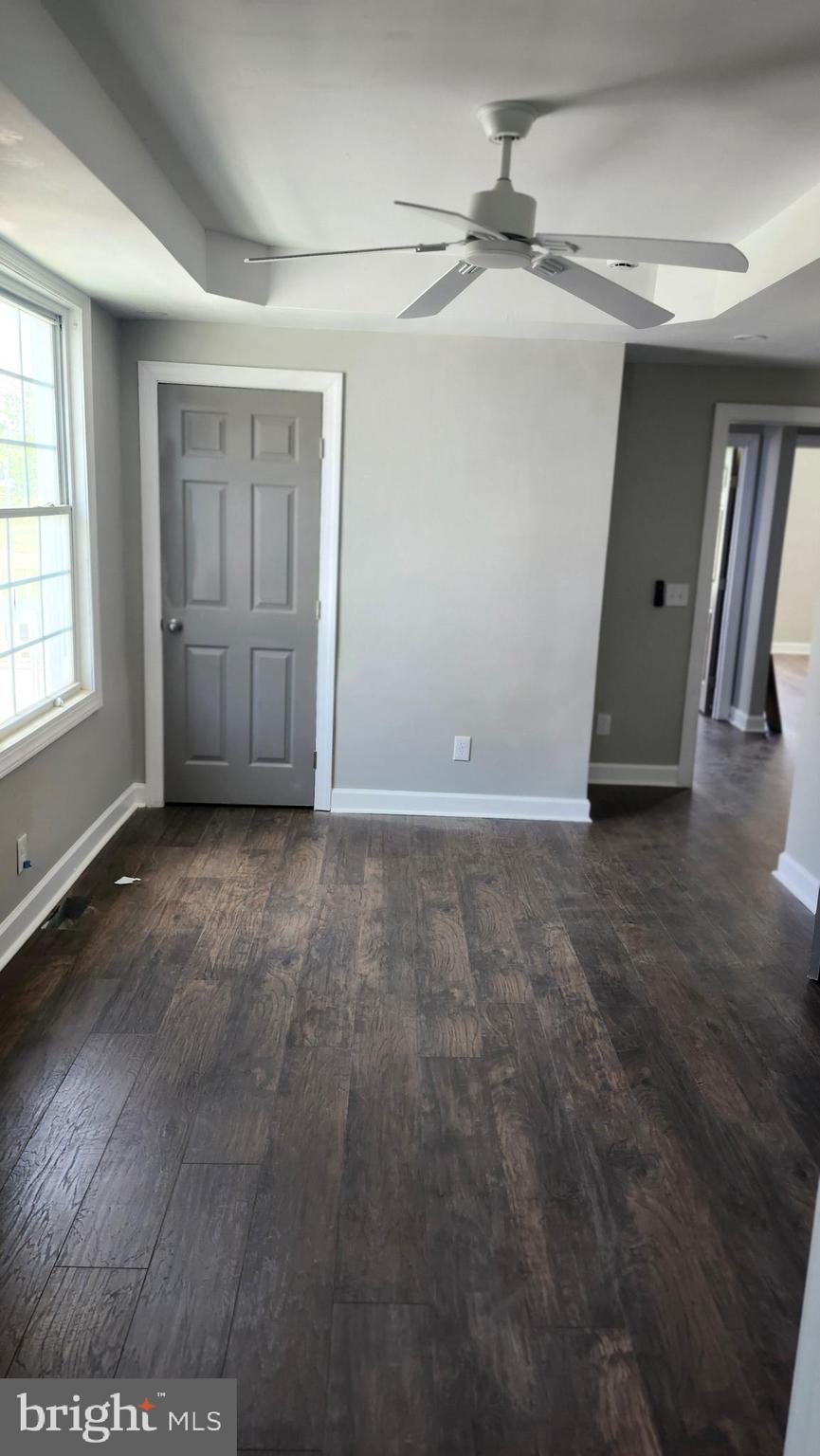 WINDSOR HILLS - Residential
