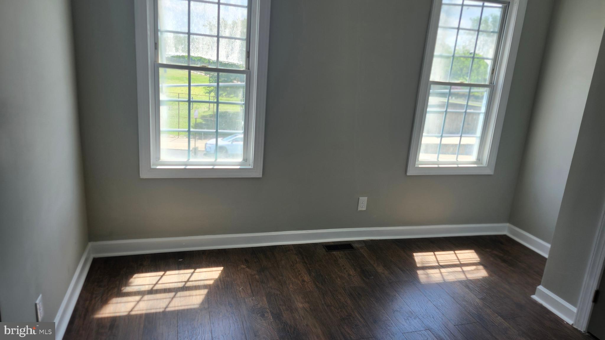 WINDSOR HILLS - Residential