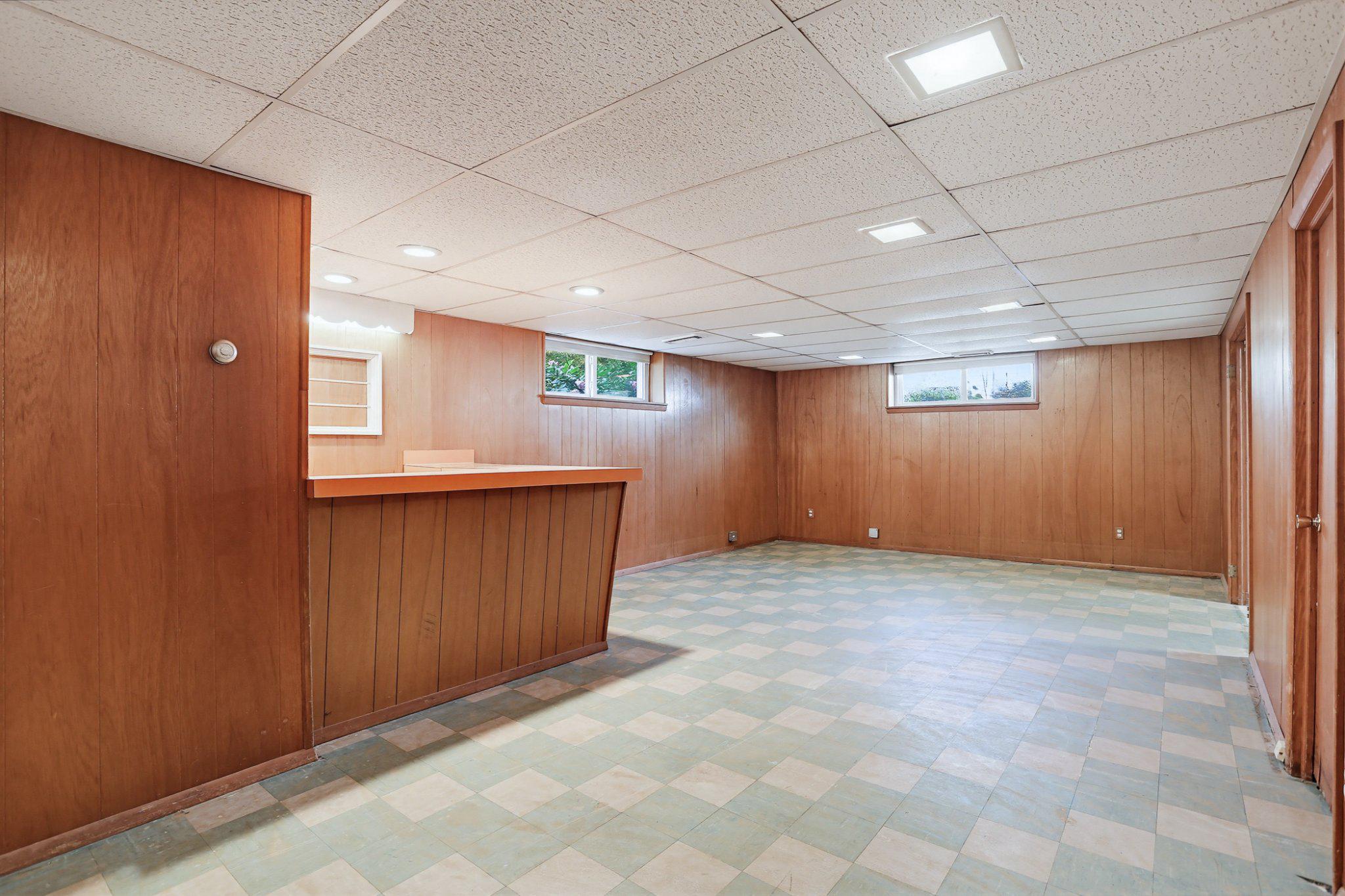 OLD COURT ESTATES - Residential