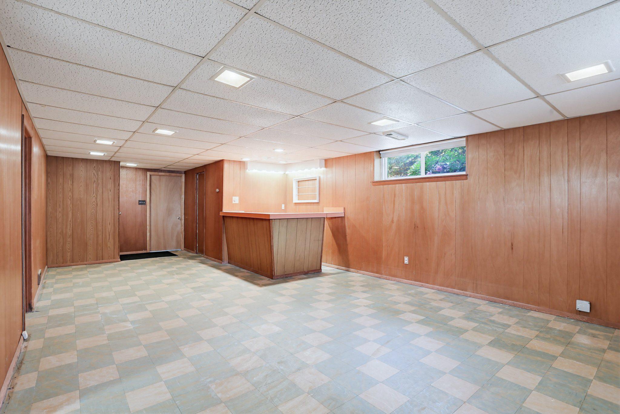 OLD COURT ESTATES - Residential