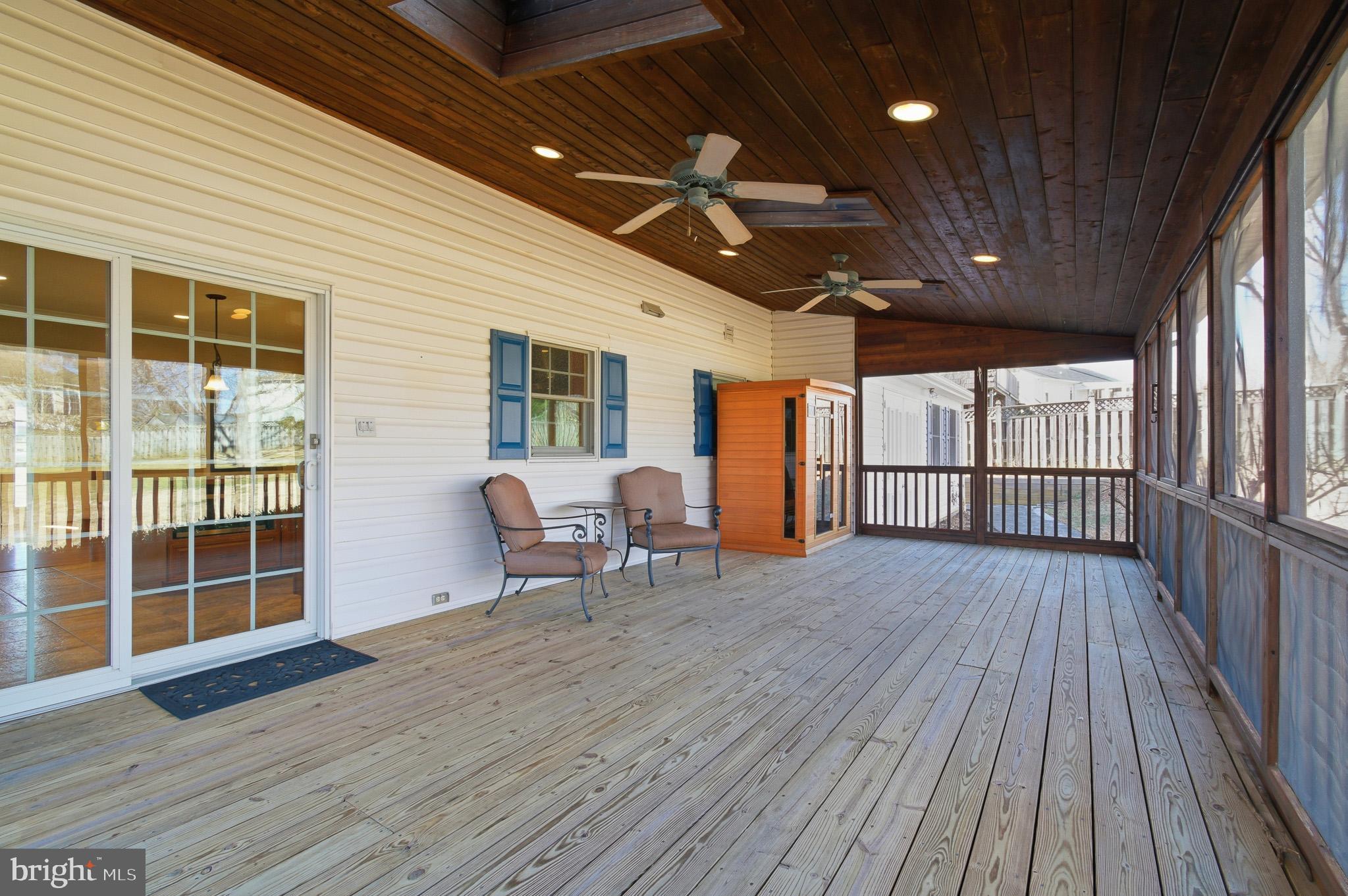 WEST SHORE - Residential