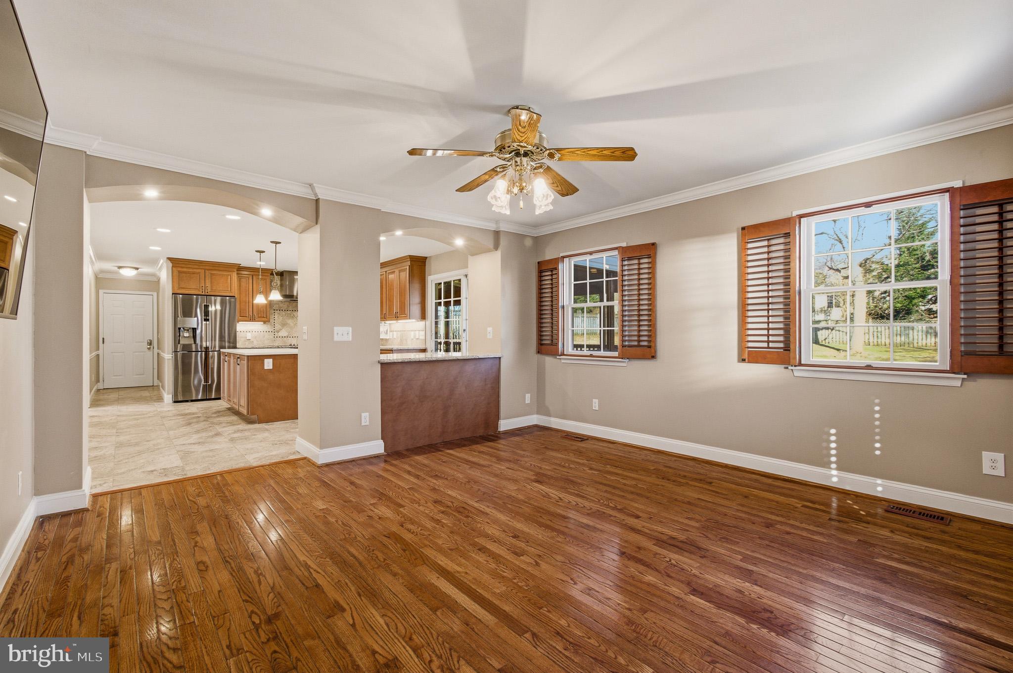 WEST SHORE - Residential