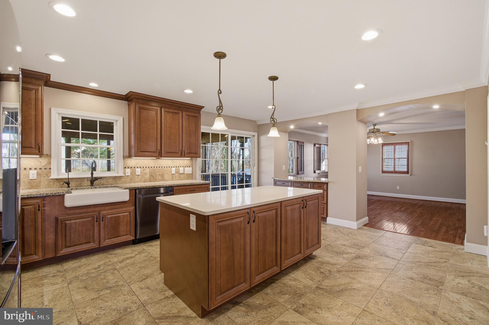 WEST SHORE - Residential