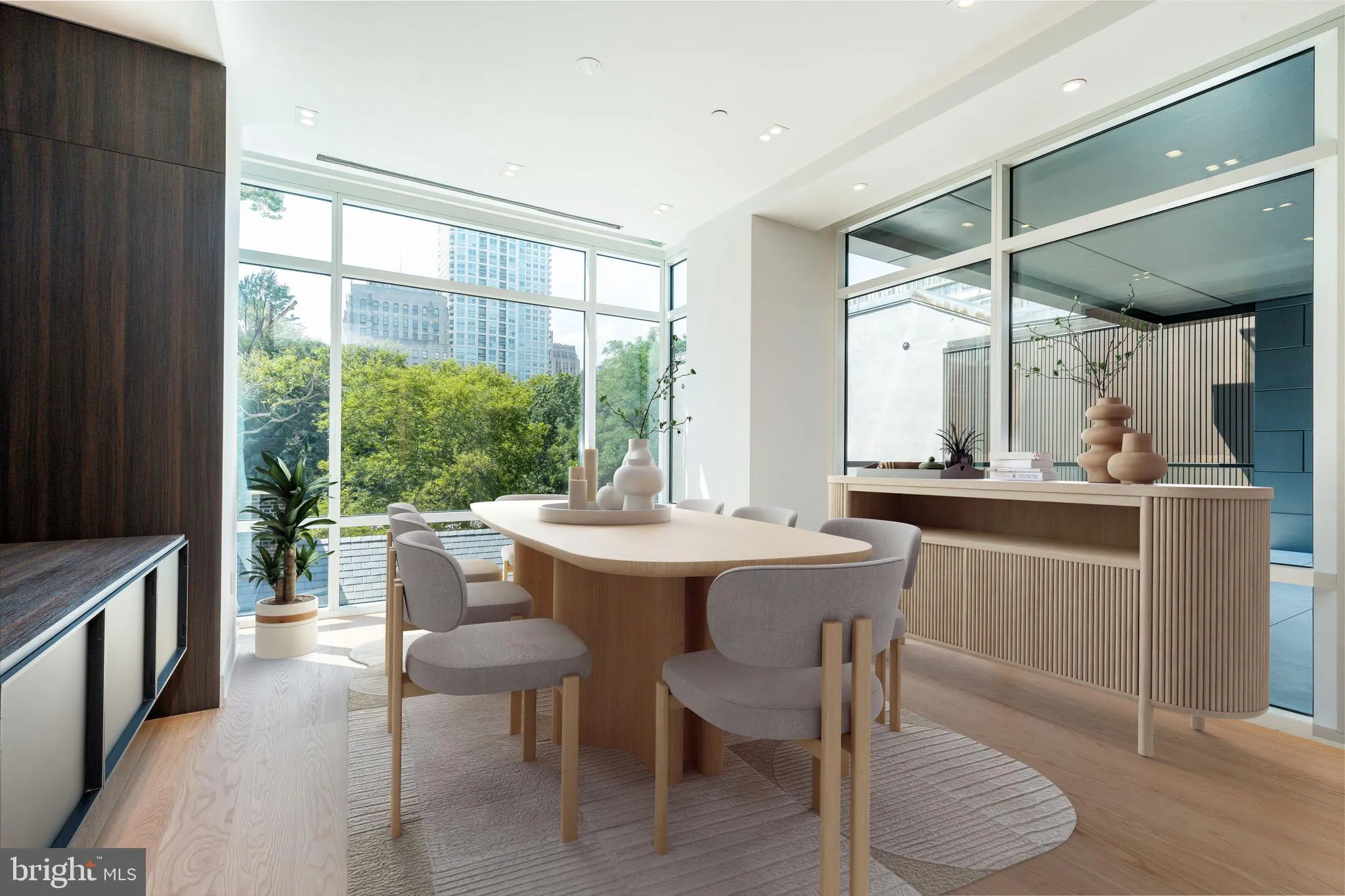 Philadelphia, Pennsylvania 19106, United States, 4 Bedrooms Bedrooms, ,5 BathroomsBathrooms,Residential,Active,122229