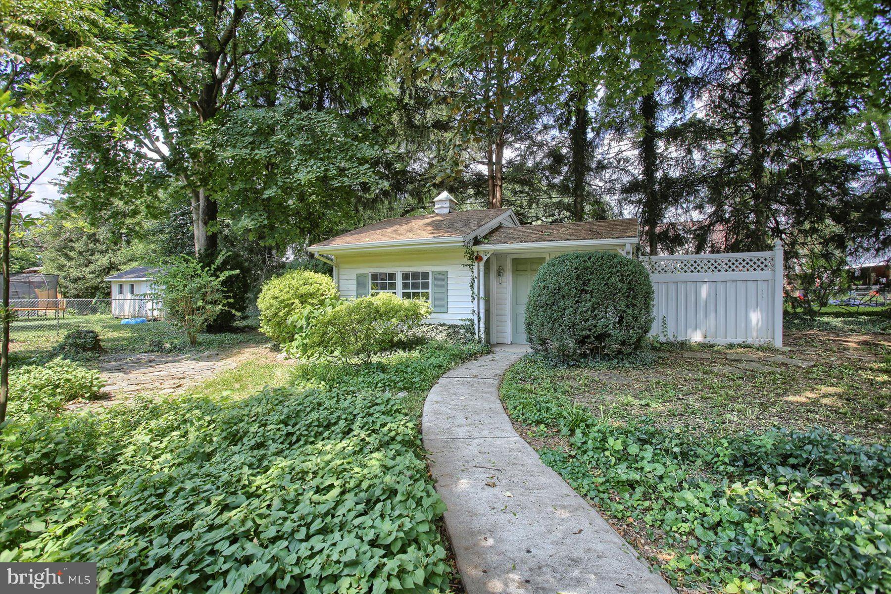 CAMP HILL BOROUGH - Residential